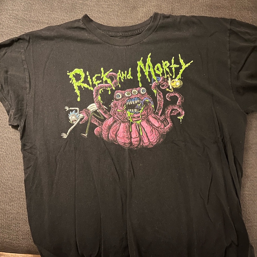 Black XL Rick and Morty T-shirt from [adult swim].